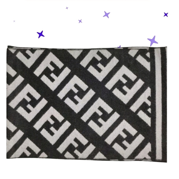 🧧NWOT Fendi Zucca Cashmere Scarf🥎GIFT - Picture 8 of 9